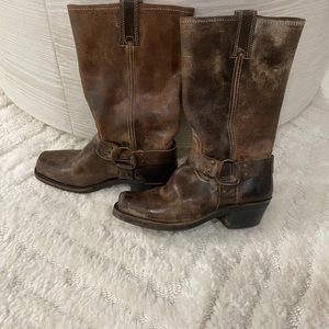 Fry harness boots